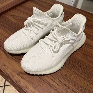 Yeezy white size 9